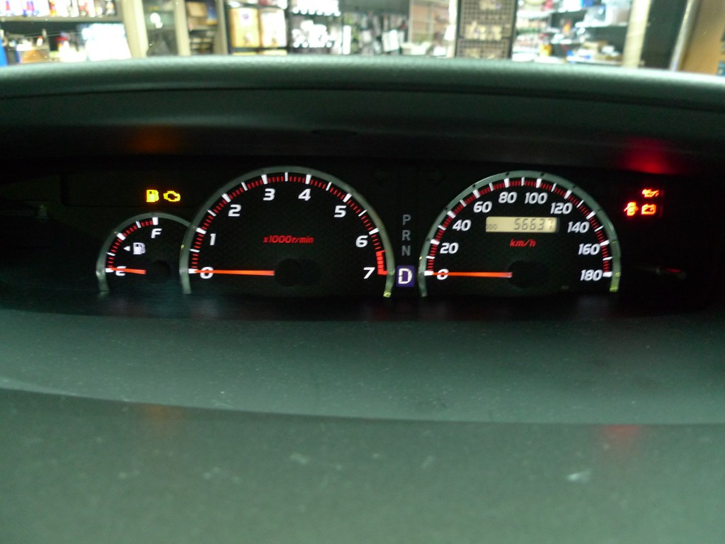 60ヴォクシーのスピードメータ打ち替えとELメーター他LED化 | トレードゲート / TRADEGATE