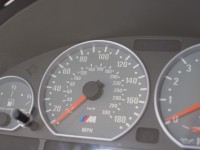 E46 BMW のスピードメーター文字盤交換
