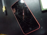 iphone5Cの修理！！と思ったら・・・。