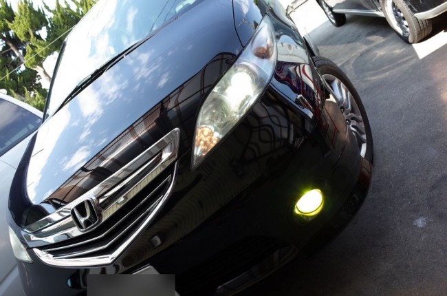 エリシオンのフォグランプhidとホーン交換 トレードゲート