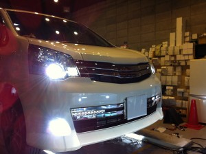 ノア HIDフォグ・フルLEDカスタム