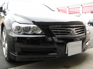 マークX後期型のヘッドライトバルブ交換