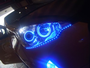 新商品エーモン「流れるLEDテープ」