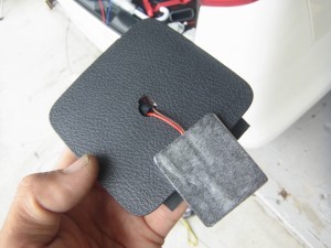 アルファードのリアゲート照明追加