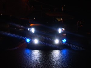 ヴィッツの３０W相当デイライトと室内イルミの追加