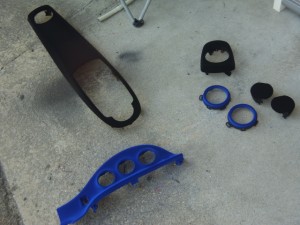 ヴィッツの内装部品植毛作業（フロッキーコーティング）