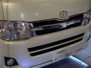 ハイエースのフォグLEDとウィンカーLED/室内灯LED
