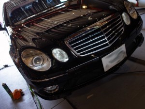 Mercedes AMG E-classのホイールイルミメンテナンス