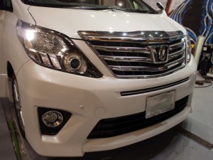 アルファードのフルＬＥＤカスタムとＨＩＤフォグ施工