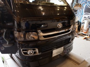 ハイエースのｾｷｭﾘﾃｨｰ施工