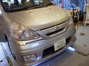 セレナのELメータパネル施工と室内灯LED化施工