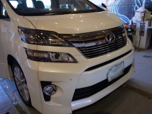 ヴェルファイアの室内灯LED化とフォグランプHID化
