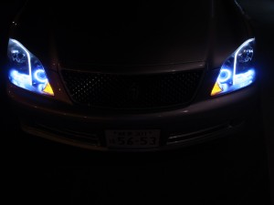 ゼロクラのヘッドライト加工とピンストライプ・サイドデカール施工