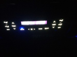 ランドクルーザ２００のエアコンパネル周り全LED打ち替え施工