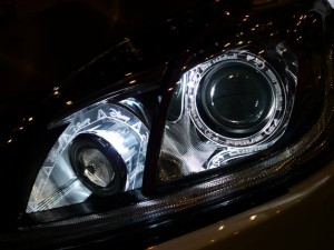 G’sプリウスのヘッドライト加工とダブルフォグ加工