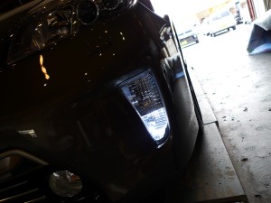プリウスのウィンカーユニットのデイライト加工