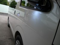 4型ハイエースのウェルカムランプとアウターハンドルイルミ施工
