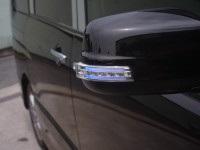 C26セレナのミラーウィンカー（ヴァレンティ製）の取付