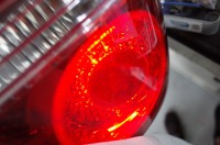 １８クラウンのテールランプ修理とハイマウントストップランプ修理