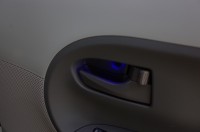 タントのインナーハンドル＆小物入れ照明追加