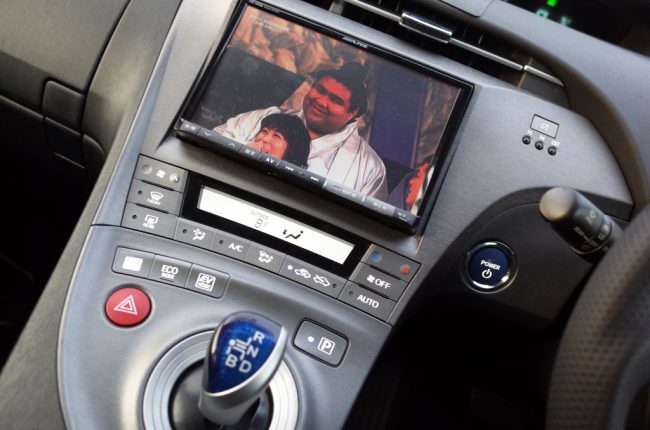 30プリウスのエアコンパネルやスイッチ類のLEDを緑から白色に