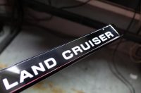 ランクルの純正ステップガーニッシュのホワイト化とテールランプの修理