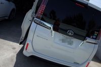 80系後期型のエスクワイアフットランプ施工とテールリフレクターブレーキ連動