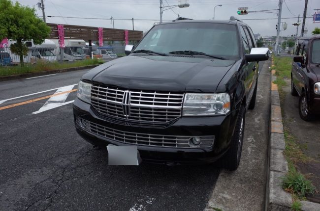 近くの車屋さんからのご依頼 日本仕様改善でテールのブレーキをウィンカーに変えて 配線したところハイフラになるということでご相談受けました。