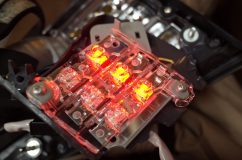 LEDが1列点灯していないません。 念の為全部LED交換します。