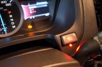 Ford エクスプローラーのハザードスイッチ修理