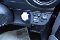 アクア（ハイブリッド車）への後付スマートキーEASYCAR取り付け施工