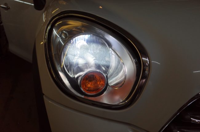 MINI クロスオーバーのヘッドライト＆ポジションランプLED化