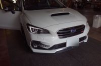 レヴォーグのフットランプイルミ打ち替えとアンビエントライト修理