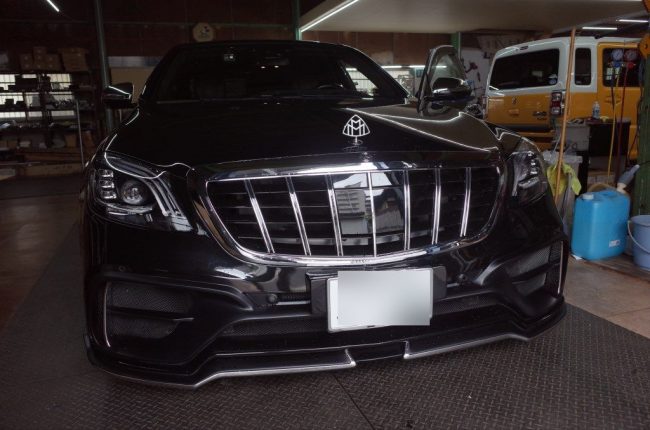 W222 Mercedes Benz のウェルカムミラーランプの交換 | トレードゲート