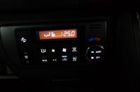 ハイエースの室内パネル類のLED打ち替え