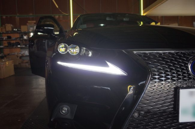 Lexus ISのデイライトスムージング | トレードゲート