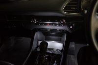 MAZDA３のフットランプとコンソールイルミを施工させていただきました。