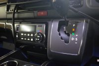 ハイエースのエアコンパネル等の緑LEDを白色に変更しました。