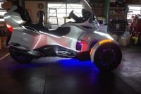 カンナム スパイダーの電装系LEDカスタム～
