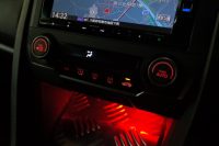 シビックTypeRのスイッチ他パネル類のLEDを赤色に変更
