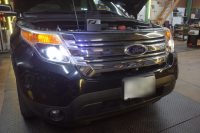 フォード　エクスプローラーのヘッドライトバルブのLEDへの交換