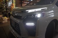 ８０VOXYのデイライトLED打ち換え