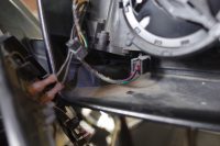 クライスラー３００のミラーウィンカー不点灯修理