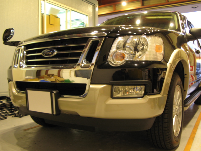 Ford Explore　HIDフォグ取付作業