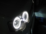 ムーヴカスタムのLEDイカリング取付施工(殻割り作業) ポジションの色が青味が強くマッチしてなかったので色見合わせで交換しました。