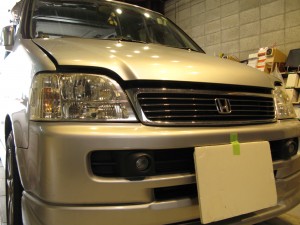 ステップワゴンRF1後期型フォグランプHID交換施工