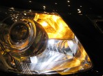  フォグランプはアンダーカバーを外して施工しました。欧州車仕様とはいえこの辺の構造はまったく同じです。ただプラスチックピンがビスになっているぐらいです。雪対策ですかね。ポジションとウィンカーもハイパワータイプのLEDに交換しました。 