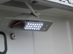  ライセンスプレートはスペースが余裕があったので、プレートタイプを取り付けしました。無駄なく明るく!! 