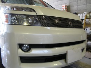 VOXY のフォグランプHID交換とオールLED計画