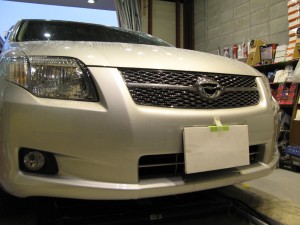 カローラフィールダーのポジションLEDとライセンスLED